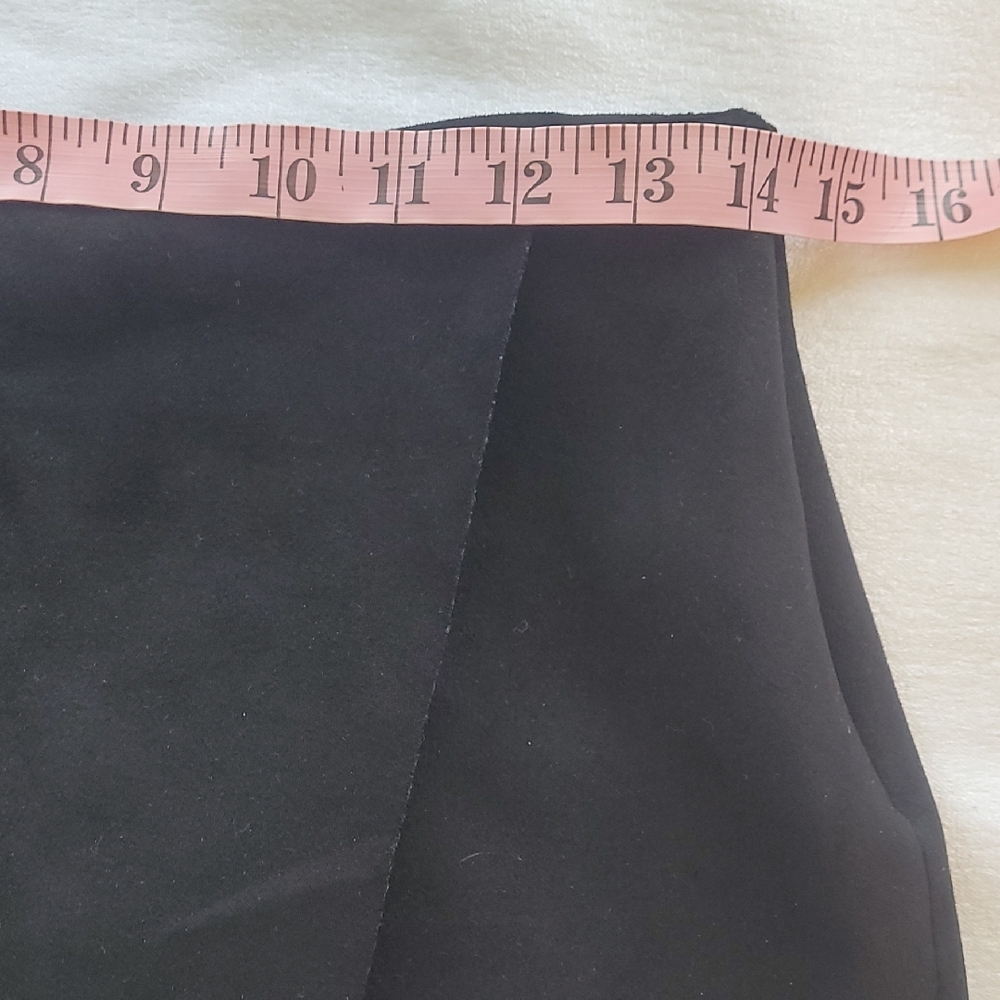 Black Mini Skirt - Picture 4 of 7